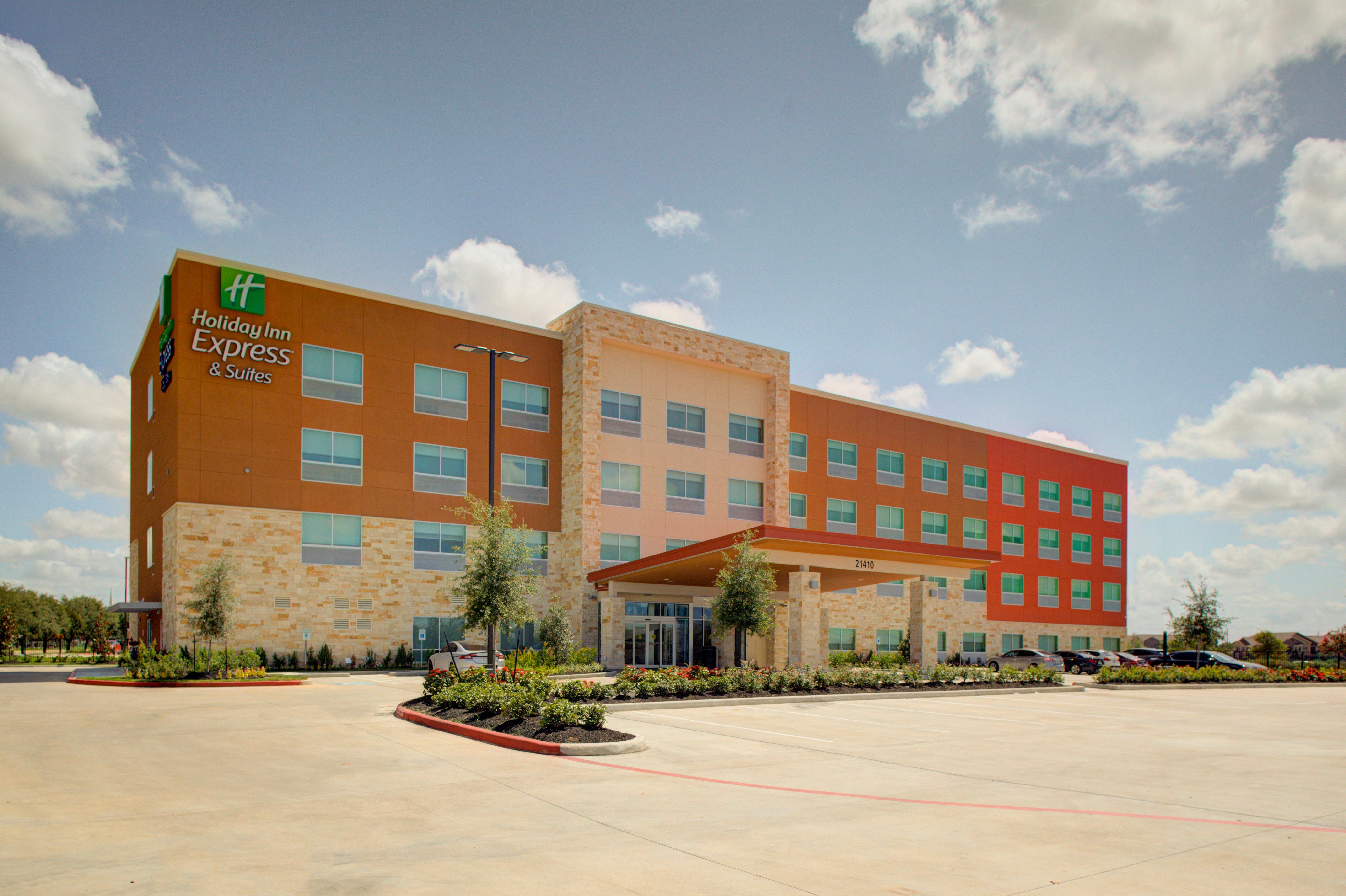 Holiday Inn Express & Suites - Houston Nw - Cypress Grand Pky By Ihg Exterior photo