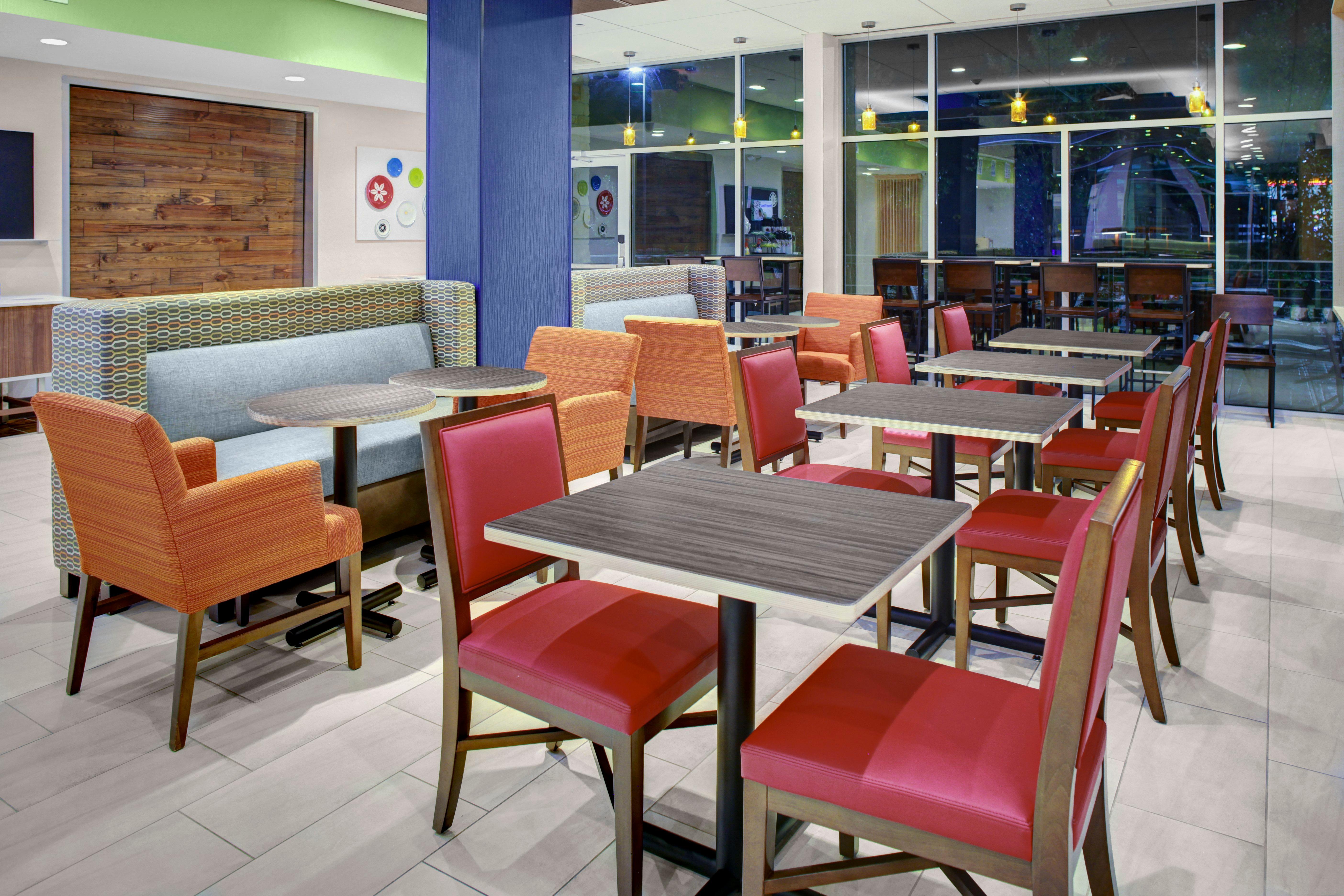 Holiday Inn Express & Suites - Houston Nw - Cypress Grand Pky By Ihg Exterior photo